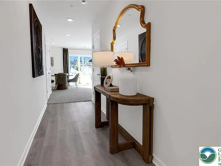 8217 Alexander Ct — Photo 3