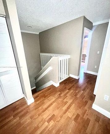 3rd image of 4059 Eastridge Cir #4059
