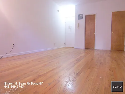 Rented by Bond New York | media 11