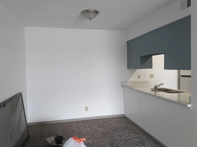 479 Wright St #303 — Photo 2