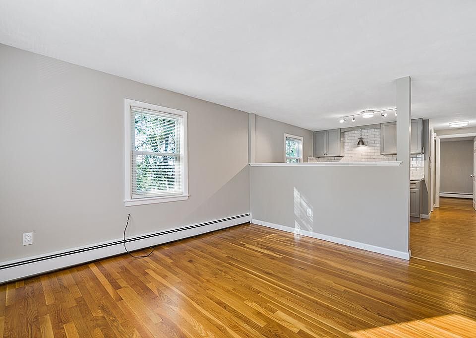 1st image of 11 Ridgley St #3