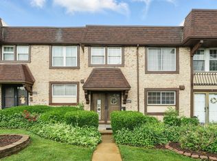 12007 Villa Dorado Dr, Saint Louis, MO 63146
