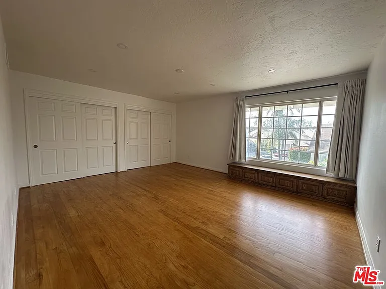 2846 Angelo Dr — Photo 13