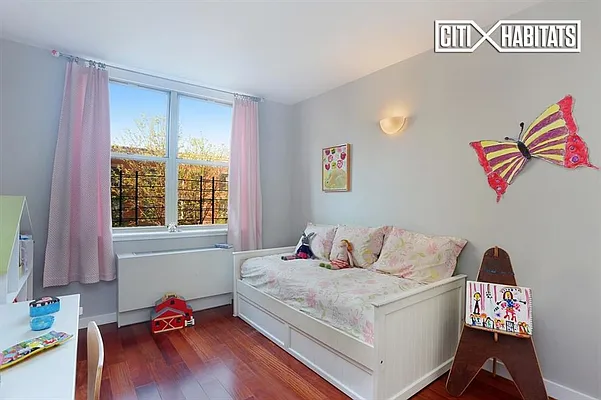 Sold by Citi Habitats | media 5