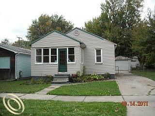 1st image of 405 E Bernhard Ave