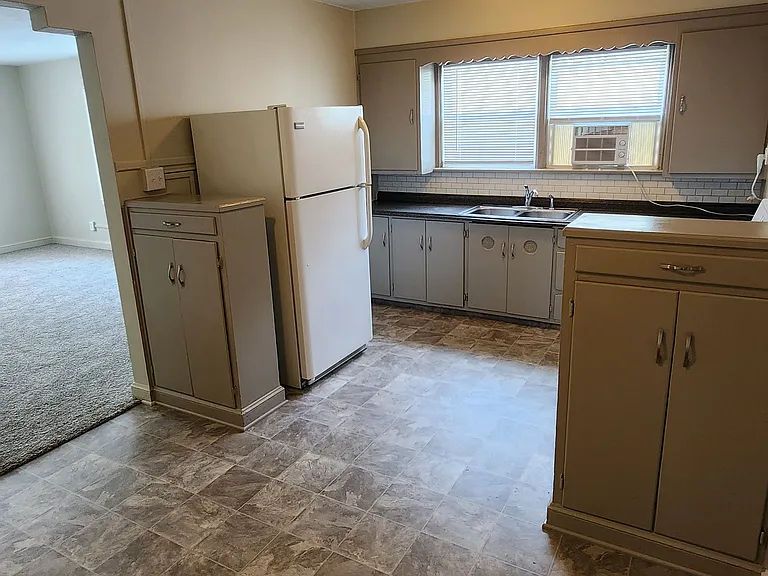 927 S Buckeye St #4 — Photo 3