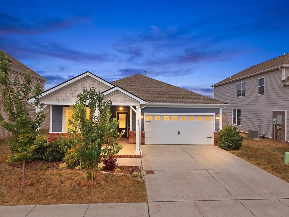 1st image of 1062 Ewell Farm Cir