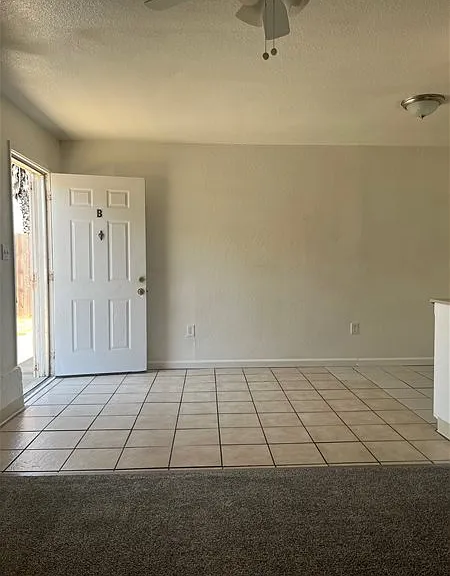 1115 Holly Ave #B — Photo 8