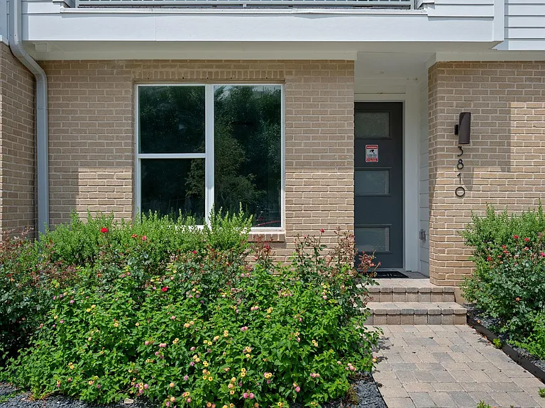 3810 Berkman Dr — Photo 6
