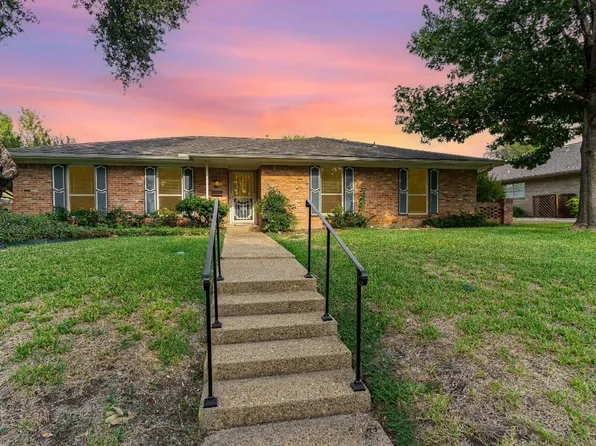2815 Lakeside Ln, Carrollton, TX 75006