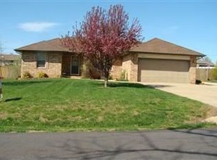 109 W Hughes Rd, Willard, MO 65781