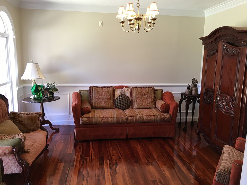 2nd image of 4760 Mahoney Dr