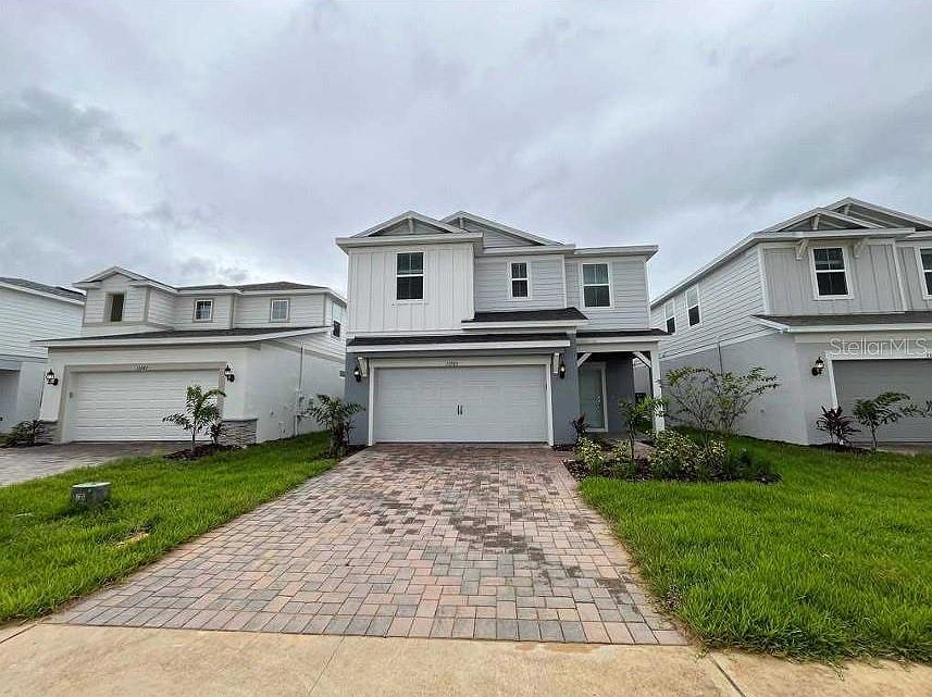 1st image of 15983 Sandy Cliffs Dr