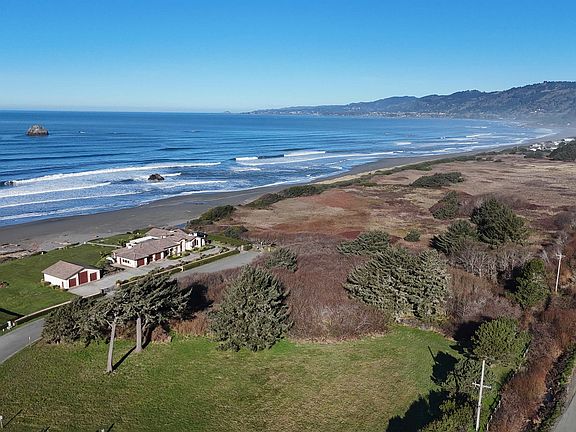 3rd image of 105 Shoreline Dr