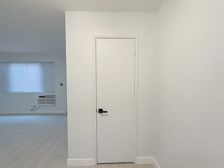21828 Belshire Ave #15 — Photo 25