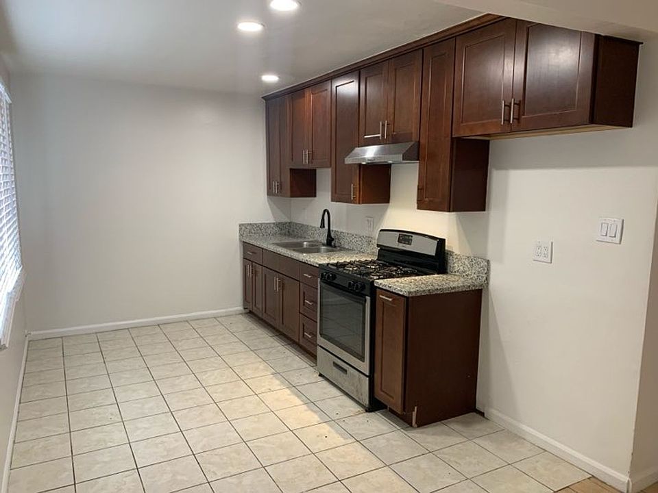 1st image of 13930 Lubican St #4