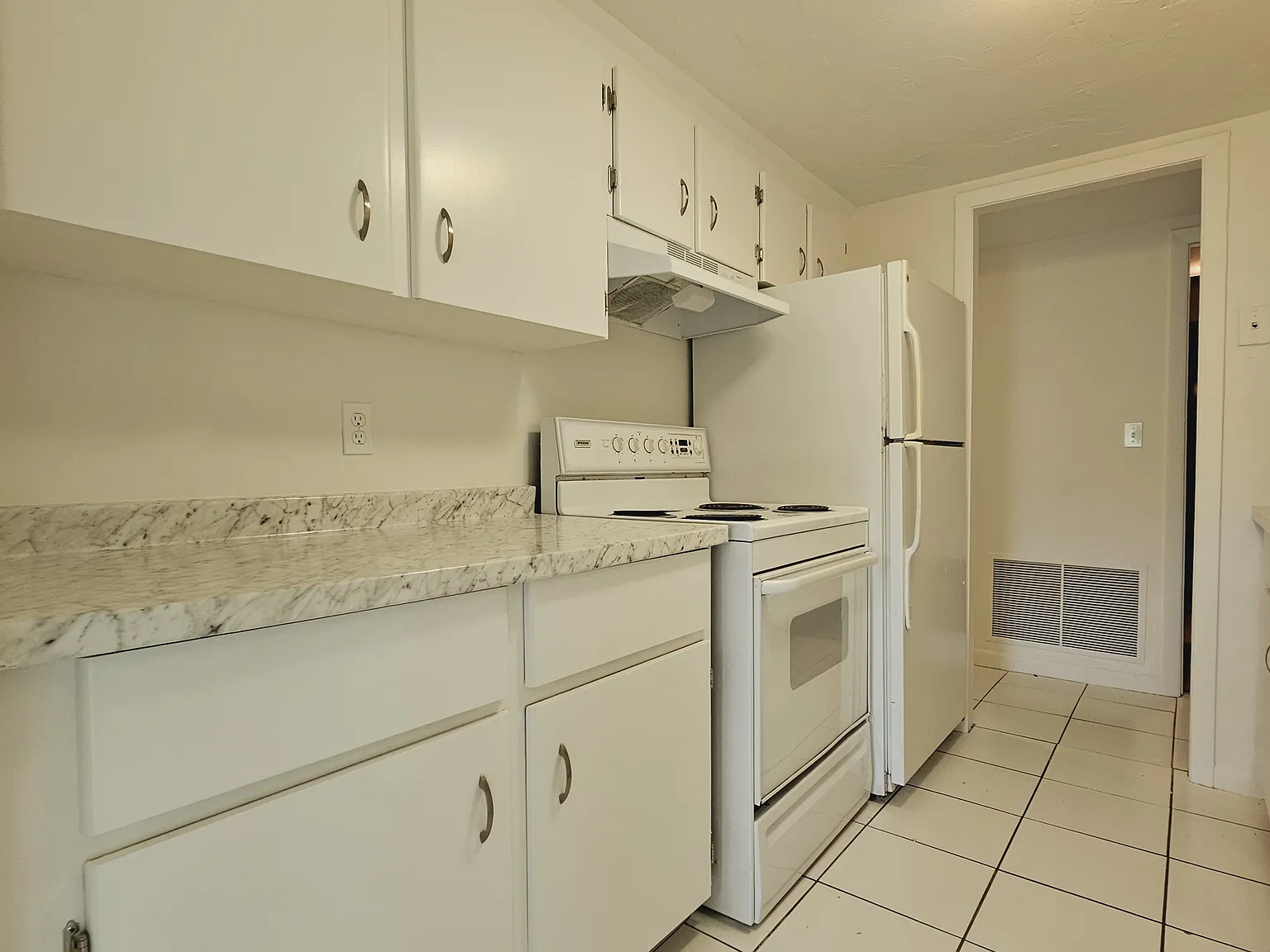 2 bed, 1250 sqft, $2,800 — Photo 4