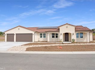 7938 Featherstone Ct, Riverside, CA 92506