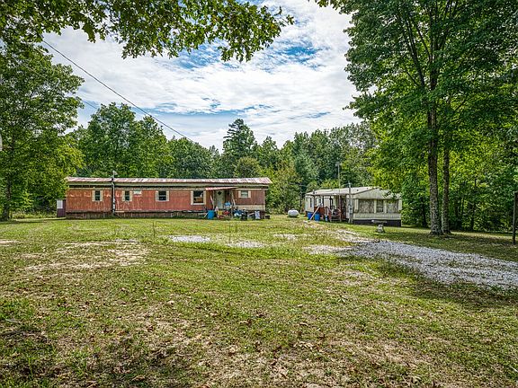 3rd image of 494 Muddy Branch Ln