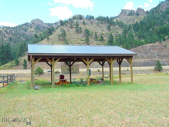 2nd image of 37 Missouri Overlook Dr