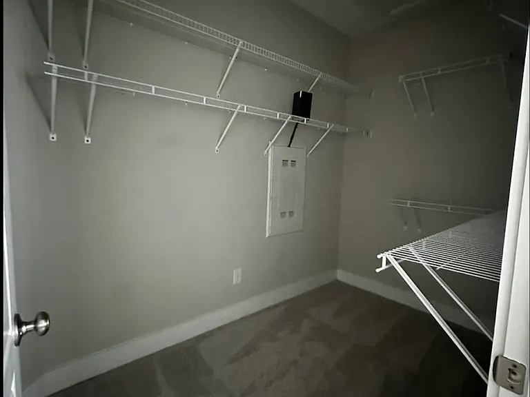 232 Summers Dr — Photo 22