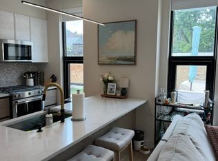 1810 N Wells St #206, Chicago, IL 60614