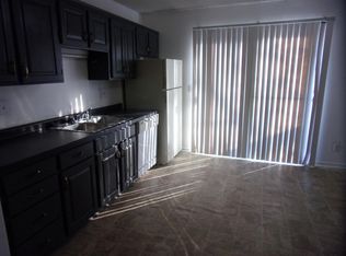 4719 Switzer Rd, Shawnee, KS 66203