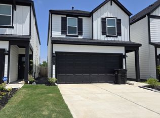 3131 Creston Gate Dr, Houston, TX 77047