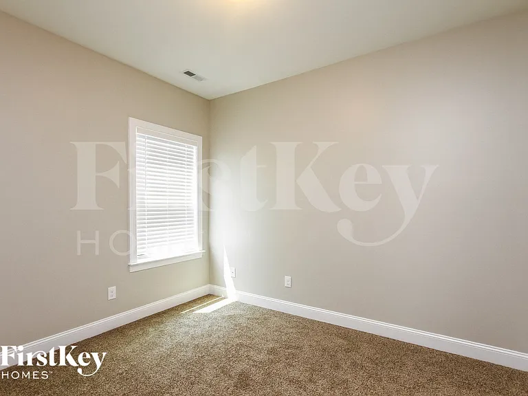 206 Paradise Hills Cir — Photo 12