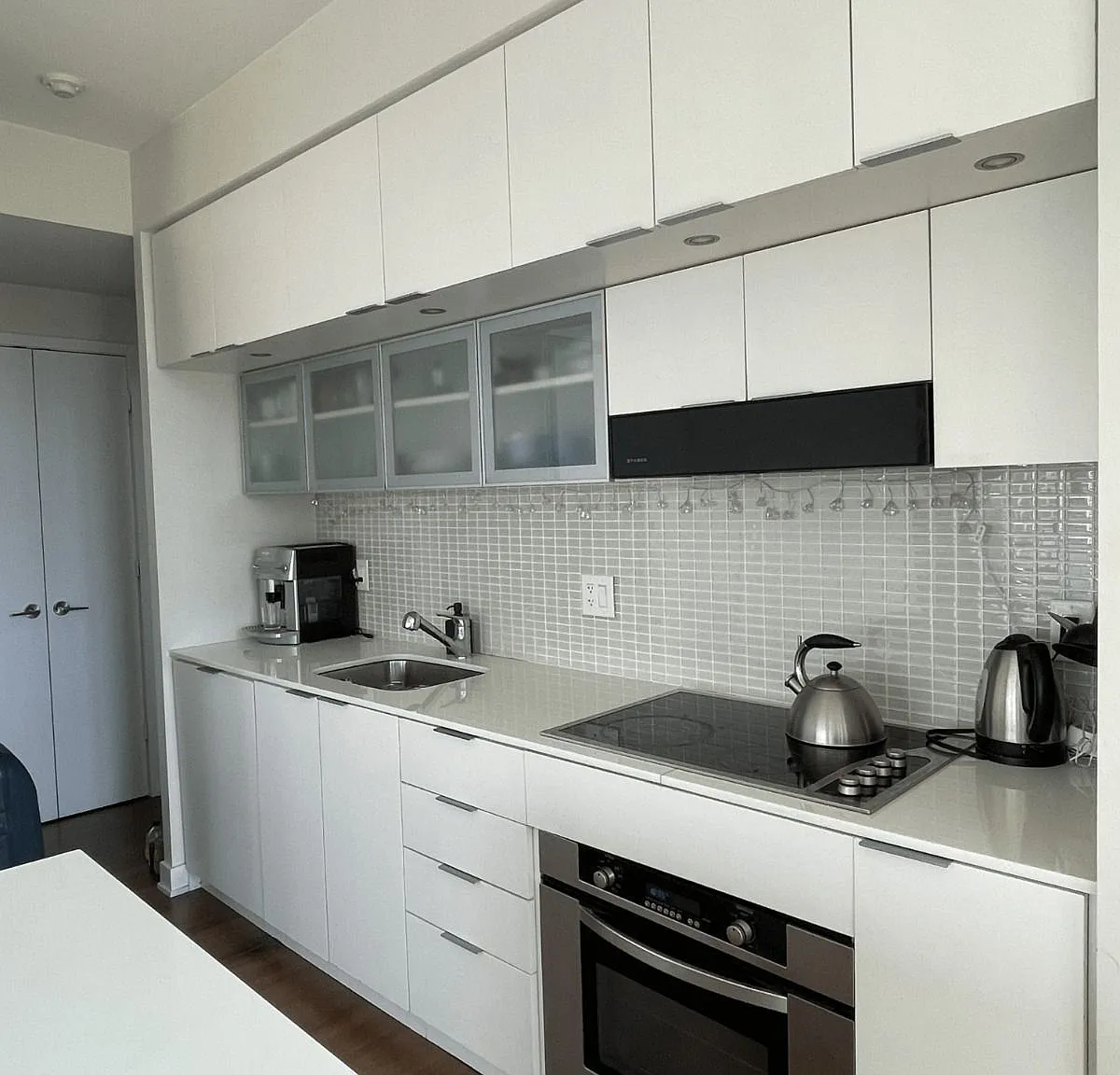 2 bed, $3,900 — Photo 3