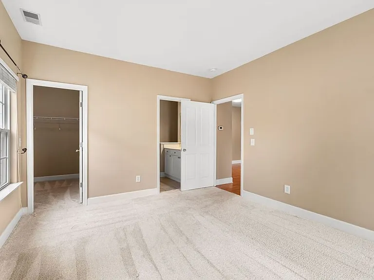 8045 Bienville Dr #5 — Photo 9