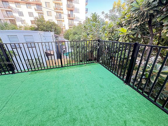 3rd image of 1901 SW 9th St #2