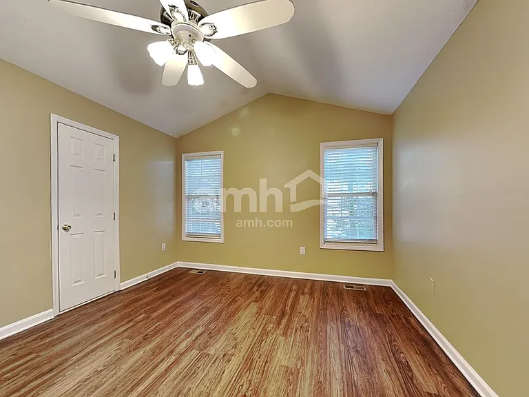 112 Pine Orchard Ct — Photo 8
