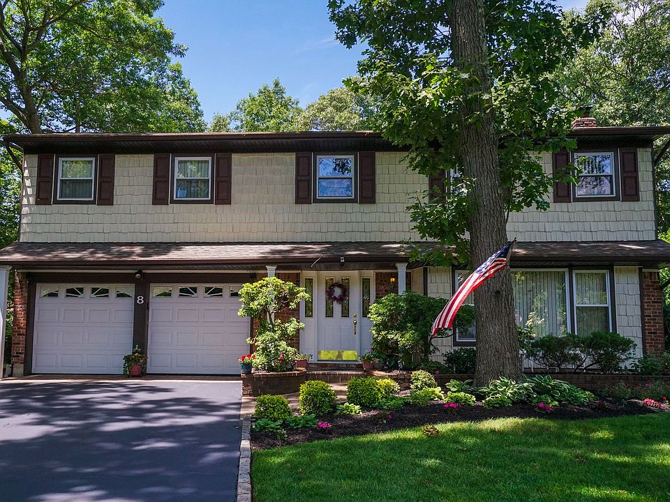 1st image of 8 Old Landers Ct