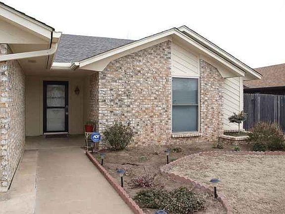 2nd image of 7225 NW Dogwood Ln