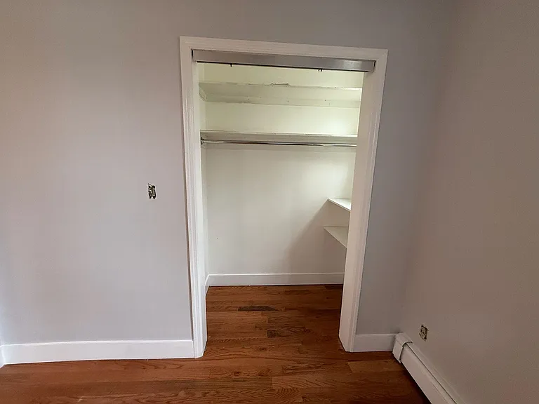 321 Avenue C — Photo 18