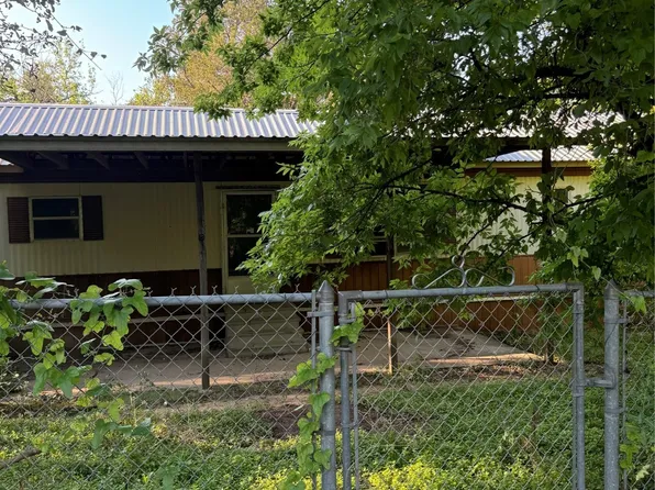 138 Mountain Vw, Blum, TX 76627