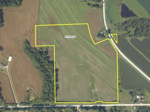 215th St, Muscatine, IA 52761