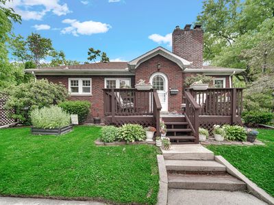 200 N Kelly St, Hobart, IN, 46342