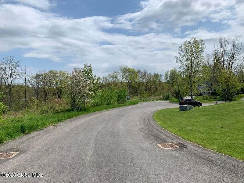 5th image of L16 Eastview Drive