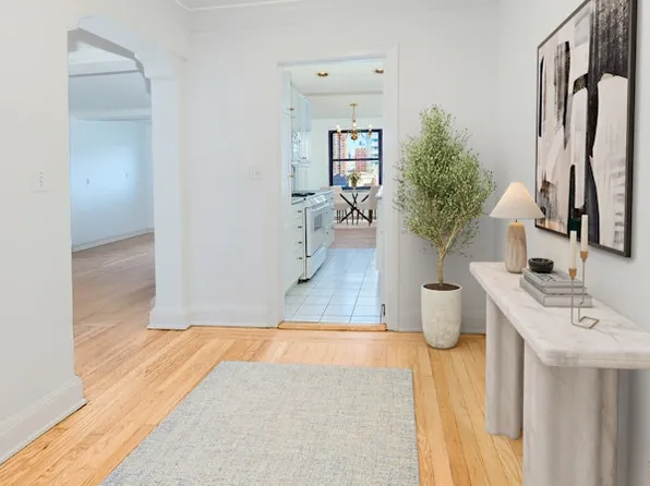 205 East 69th Street image 9 of 13