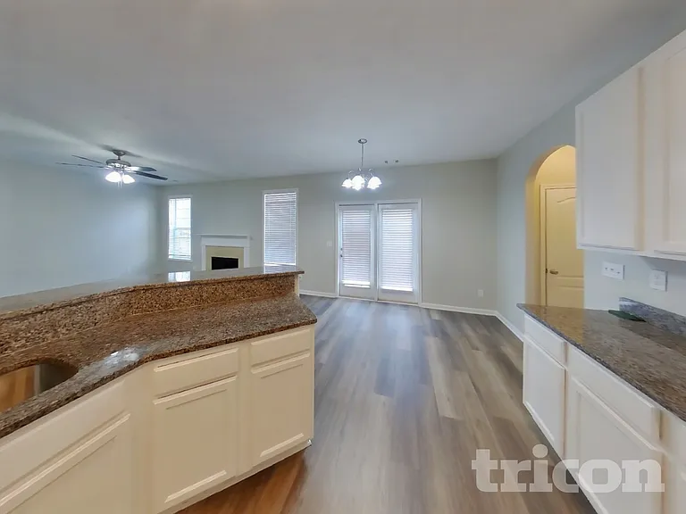 238 Greenland Dr — Photo 7