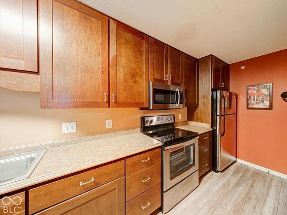 4th image of 4925 Opal Ridge Ln APT 104