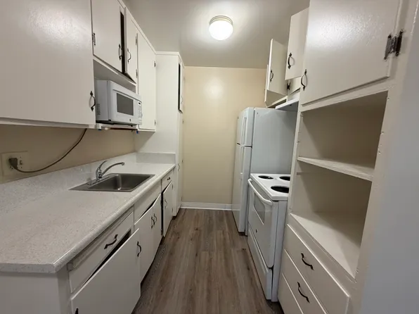 15 Atherwood Ave #5, Redwood City, CA 94061