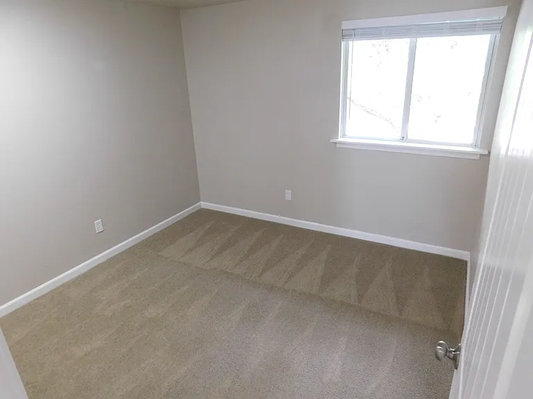 Forest Ridge Apartments — Photo 29