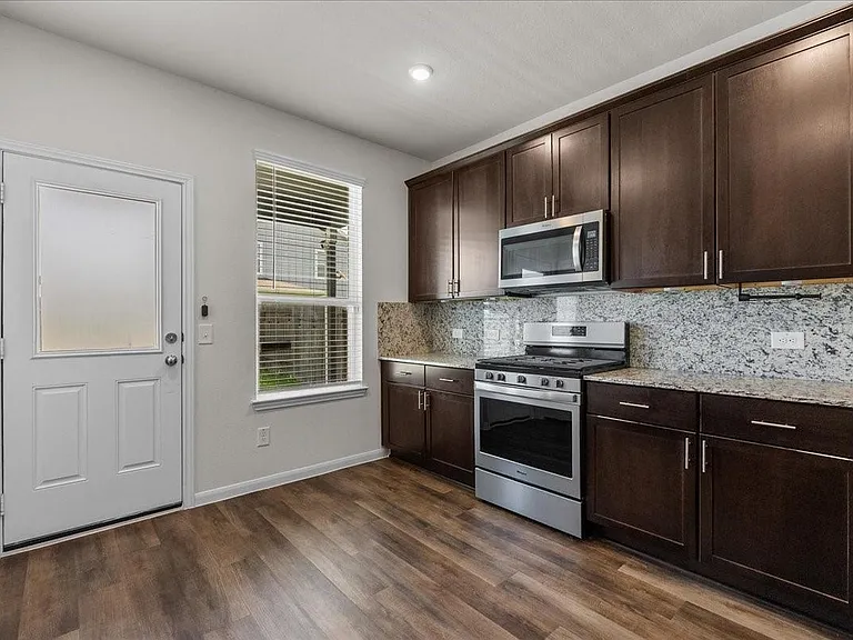 12615 Baker Bend St — Photo 10