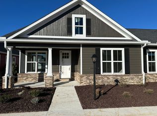 296 Pacer Ln, Dalton, GA 30721