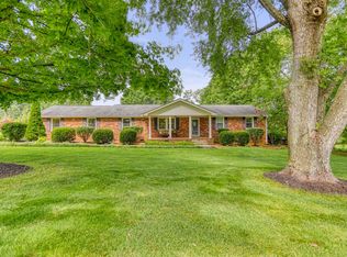 4644 E Robertson Rd, Cross Plains, TN 37049