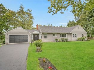 89 Farm Rd, Briarcliff Manor, NY 10510