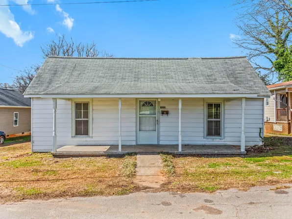 113 Foster St, Mocksville, NC 27028